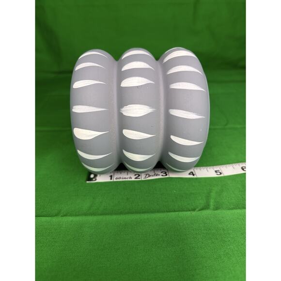 Stylish Handcrafted Gray Decorative Planter with White Leaf Patterns - Picture 8 of 8